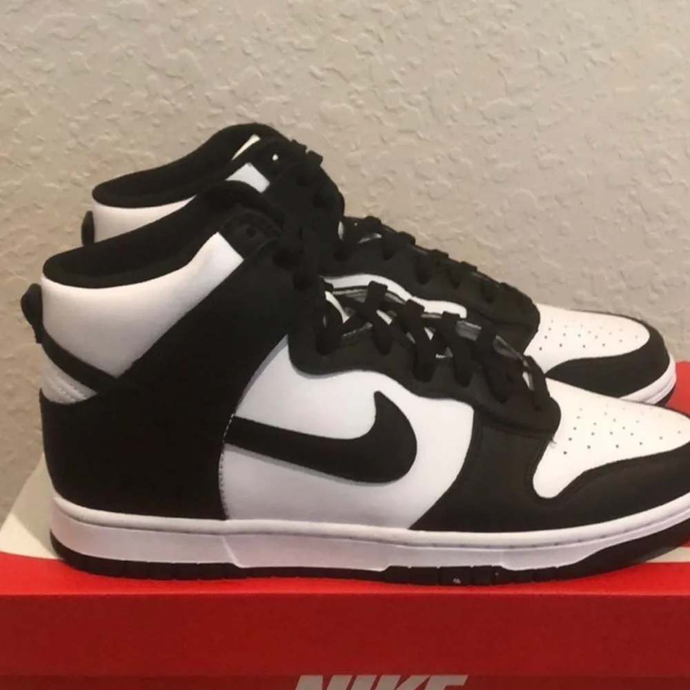 Jordan dunks - Picture 1 of 1